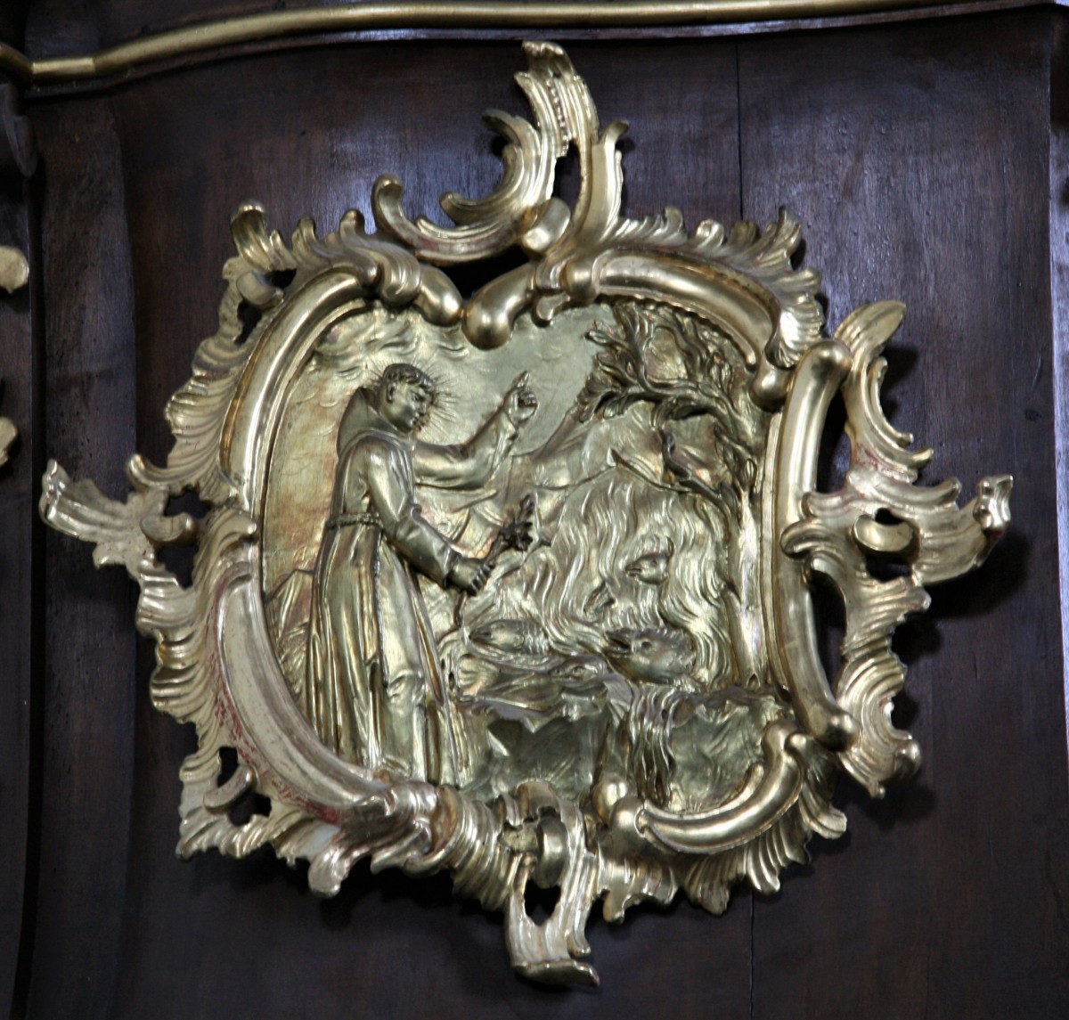 Relief “St Anthony talks to the fish”, pulpit, Maria Lankowitz (photo by Diocesan Museum Graz, Dieter Bacher, 2007)