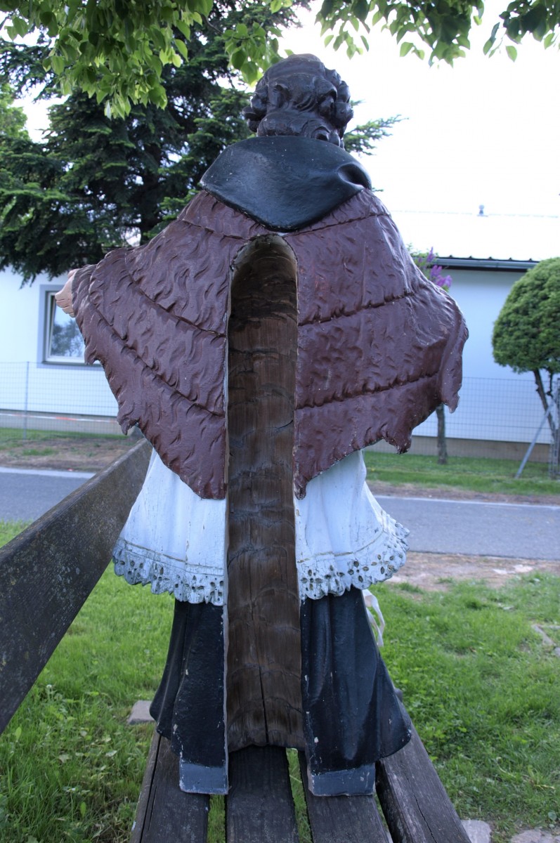 Back side of St John of Nepomuk, Sternäckerweg Graz (photo by Anja Lindbichler, 2018)