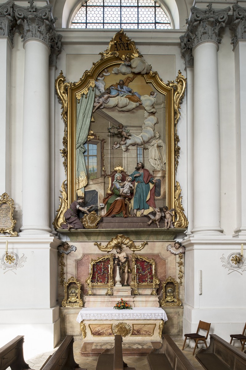 The sidealtar dedicated St Anna in the Monasterychurch St Theres and St John, Reisach photo Bavarian State Department of Monuments and Sites Michael Forstner 12.2017