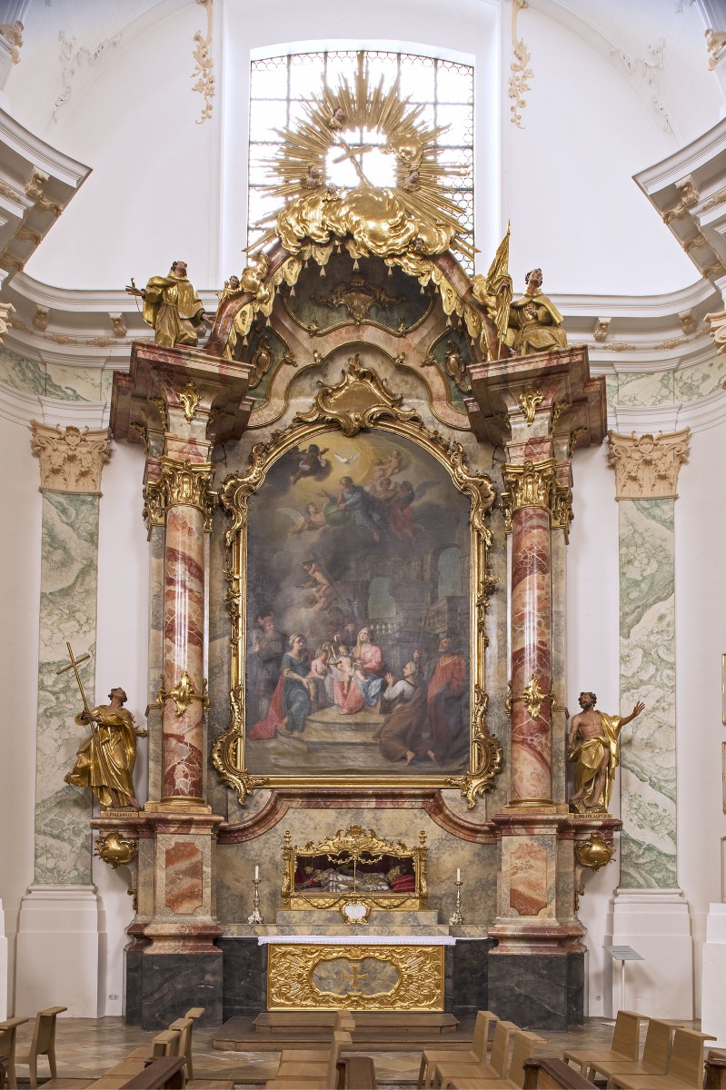 Large side altar (north) Holy family of the catholic parish church, former court-,knightsorder- and archbrotherhood church of St Michael in Munich, Berg-am-Laim, Photo: BLfD, Michael Forstner, 2017