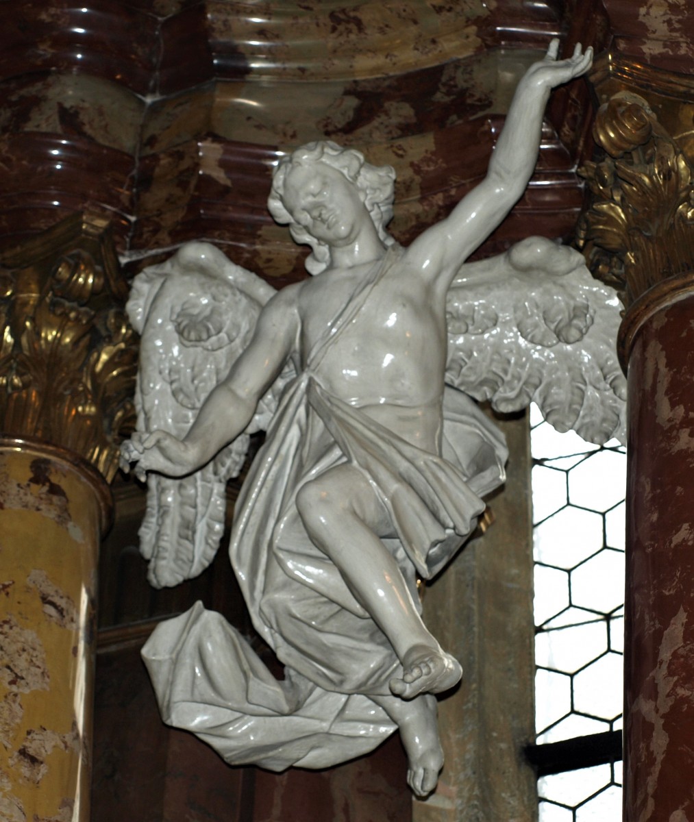 Angel right, detail, high altar, Bürgerspital church, Graz (photo by Anja Lindbichler, 2018)