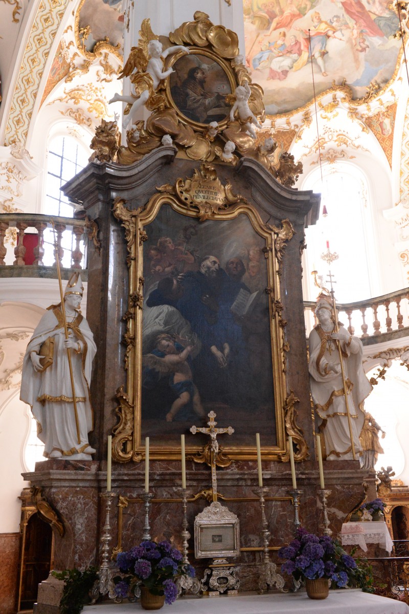Left side altar St Benedikt in the Benedictine abbey- and pilgrimage church of St Nicholas, Elisabeth and Mary in Andechs, Photo: M. Mannewitz, 2018