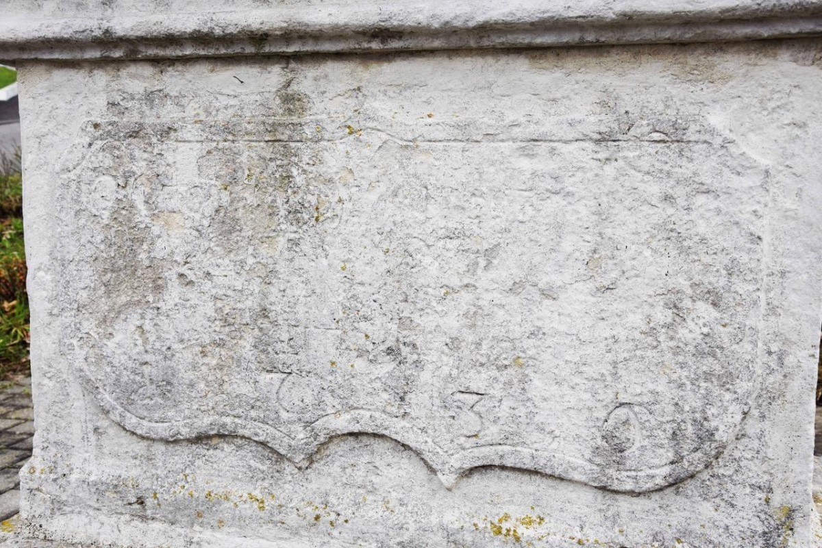 Inscription on pedestal, Detail, St Stefan im Rosental (photo by Christina Pichler, 2018)