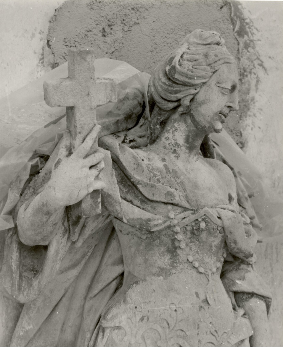 The sculpture of St Margaret (source of the photo: Regional Archive Maribor; photo by Bogdan Badovinac, 1990)