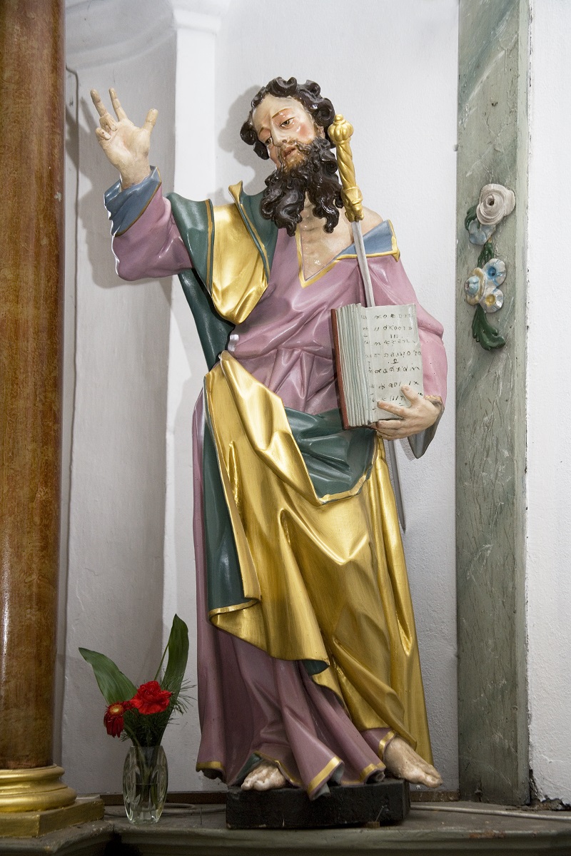 The sculpture of St Paul (Institute for the Protection of Cultural Heritage of Slovenia, photo by Valentin Benedik, 2018)