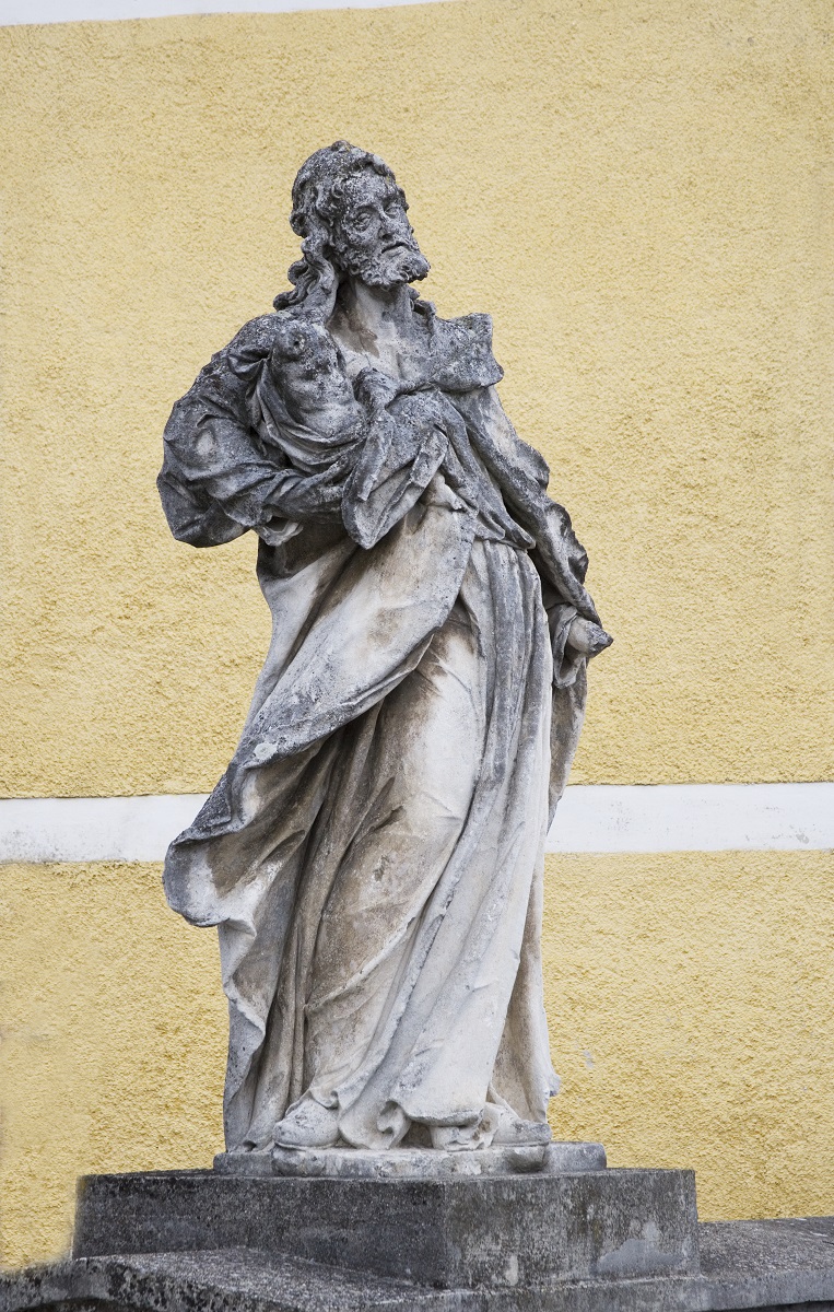 The sculpture of St Joseph in Slivnica pri Mariboru (Institute for the Protection of Cultural Heritage of Slovenia, photo by Valentin Benedik, 2018)