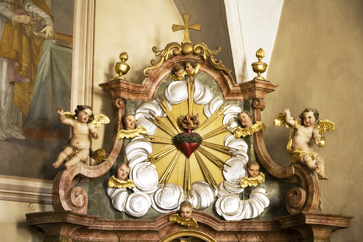 The upper part of the left side altar of St Lawrence in Jarenina (Institute for the Protection of Cultural Heritage of Slovenia, photo by Valentin Benedik, 2018)