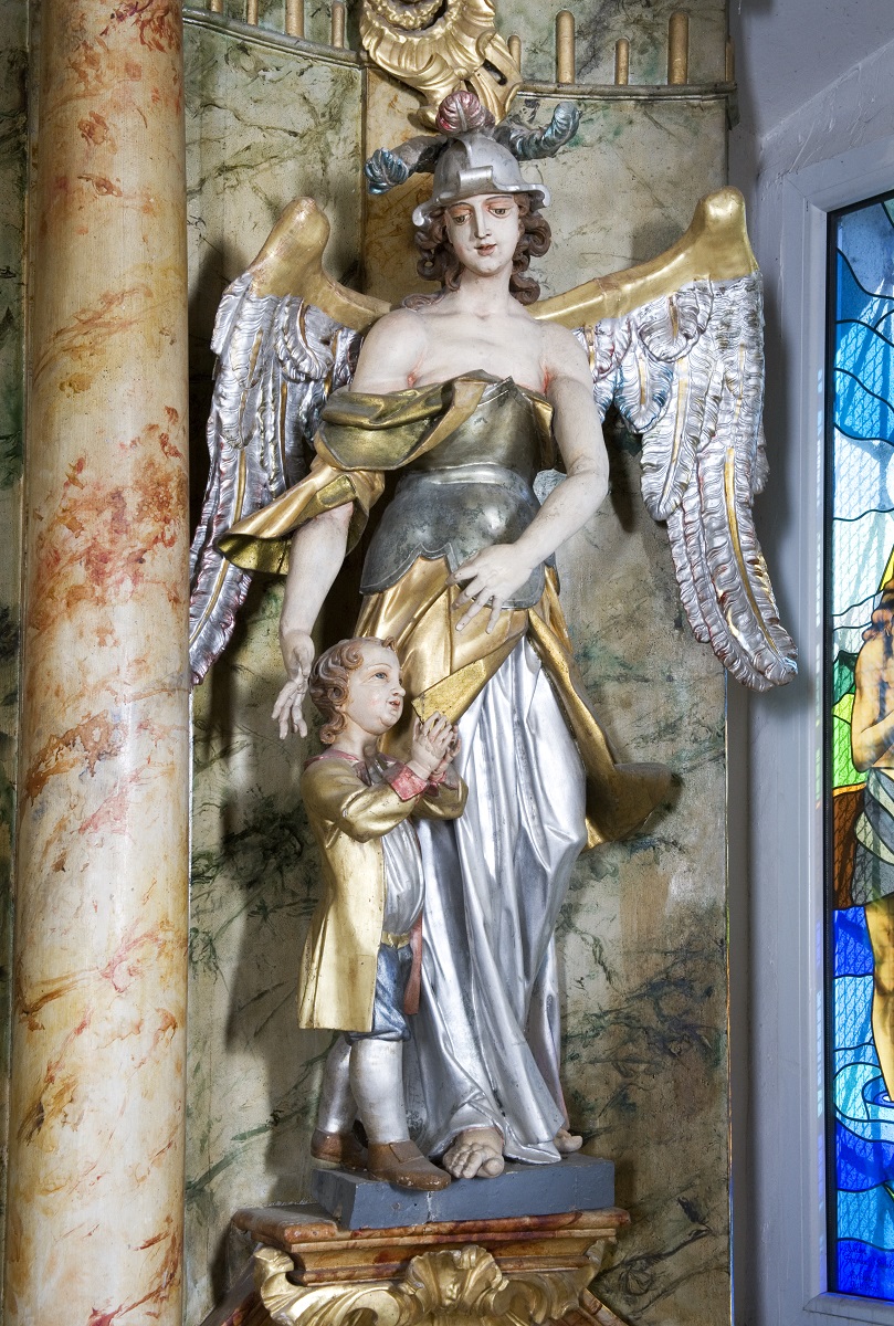 The sculpture of angel (Institute for the Protection of Cultural Heritage of Slovenia, photo by Valentin Benedik, 2018)